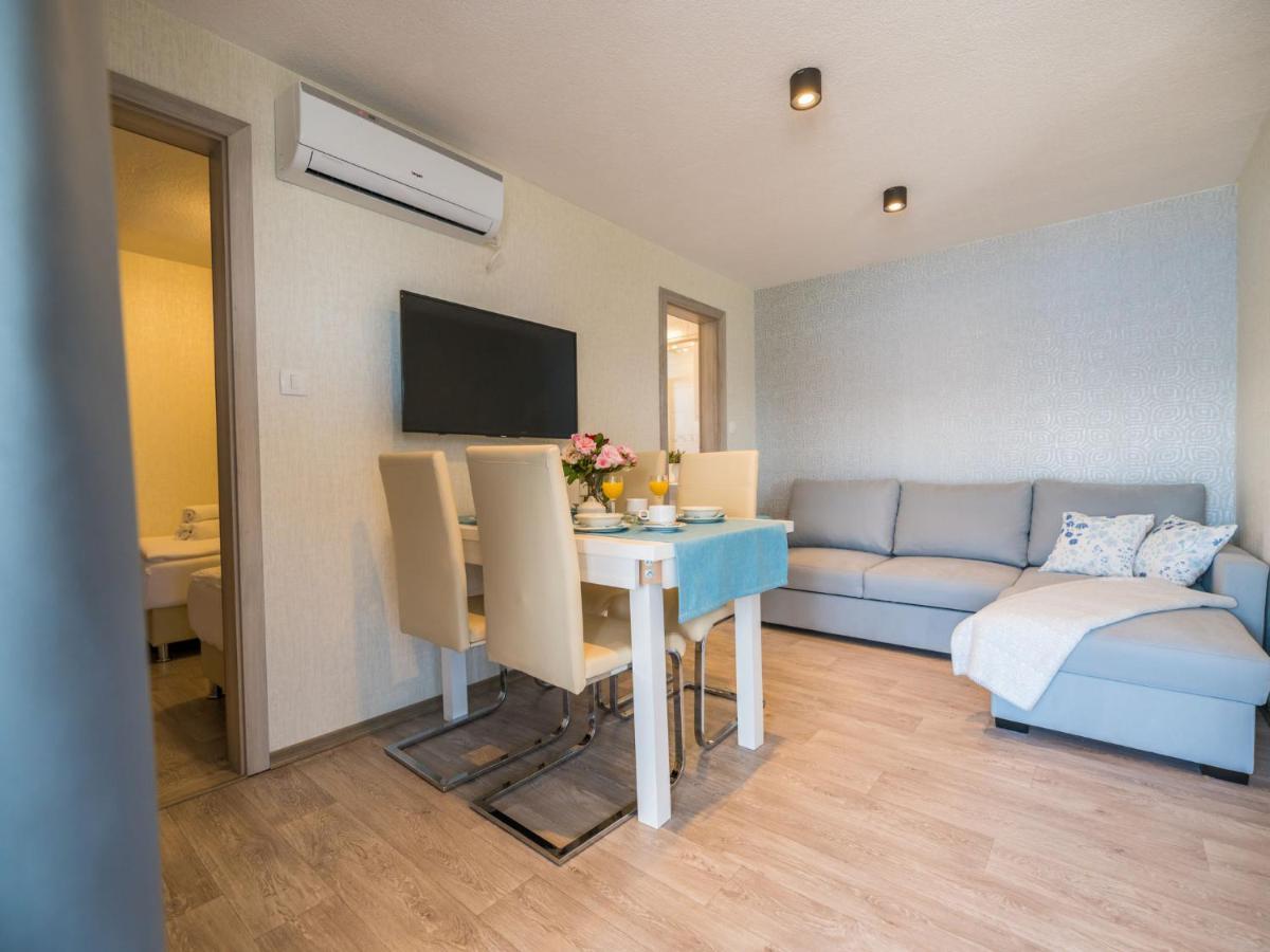 Holiday Home Sea View Mobile Home By Interhome Šilo Dış mekan fotoğraf