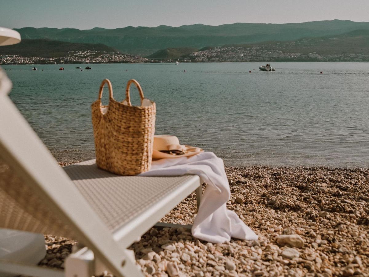 Holiday Home Sea View Mobile Home By Interhome Šilo Dış mekan fotoğraf